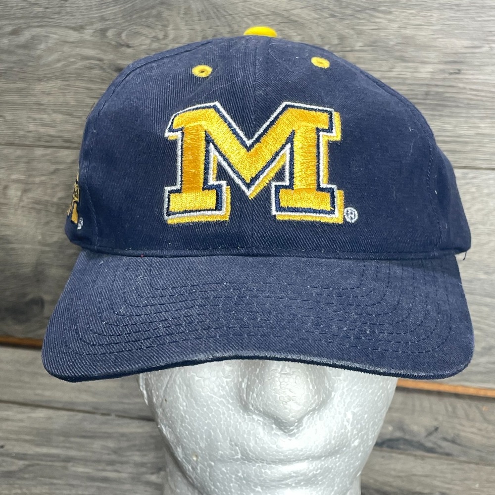 TG Michigan Wolverines Hat Cap Blue Embroidered Snapback Deadstock Football 90s